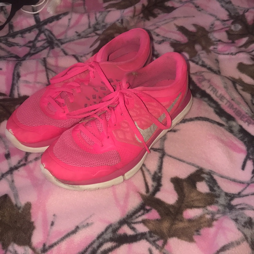 Pink Nike’s